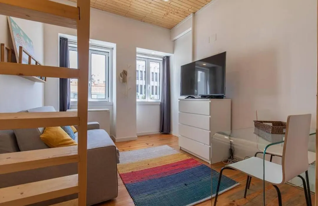 Tiny Retreat In Lisbon-1