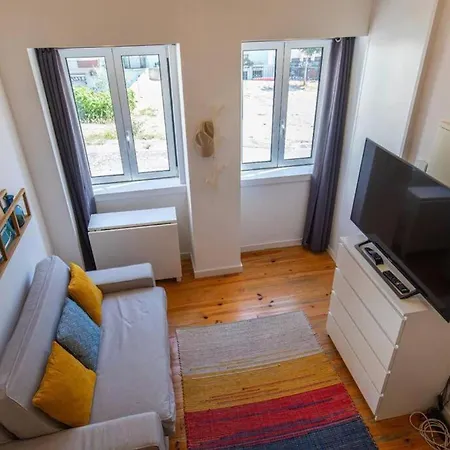 Tiny Retreat In Lisbon-2